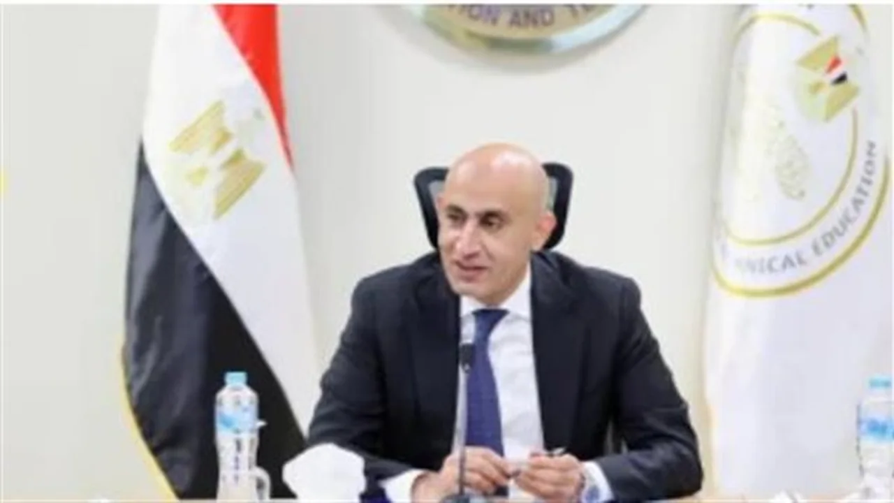 تسريبات جديدة.. امتحانات اللغة الإنجليزية والتاريخ للثانوية العامة في خطر